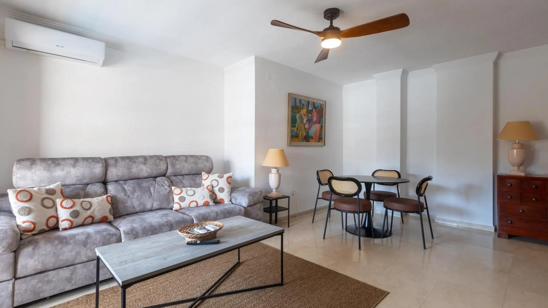 Marbella Centro Con Parking Apartment 0*,