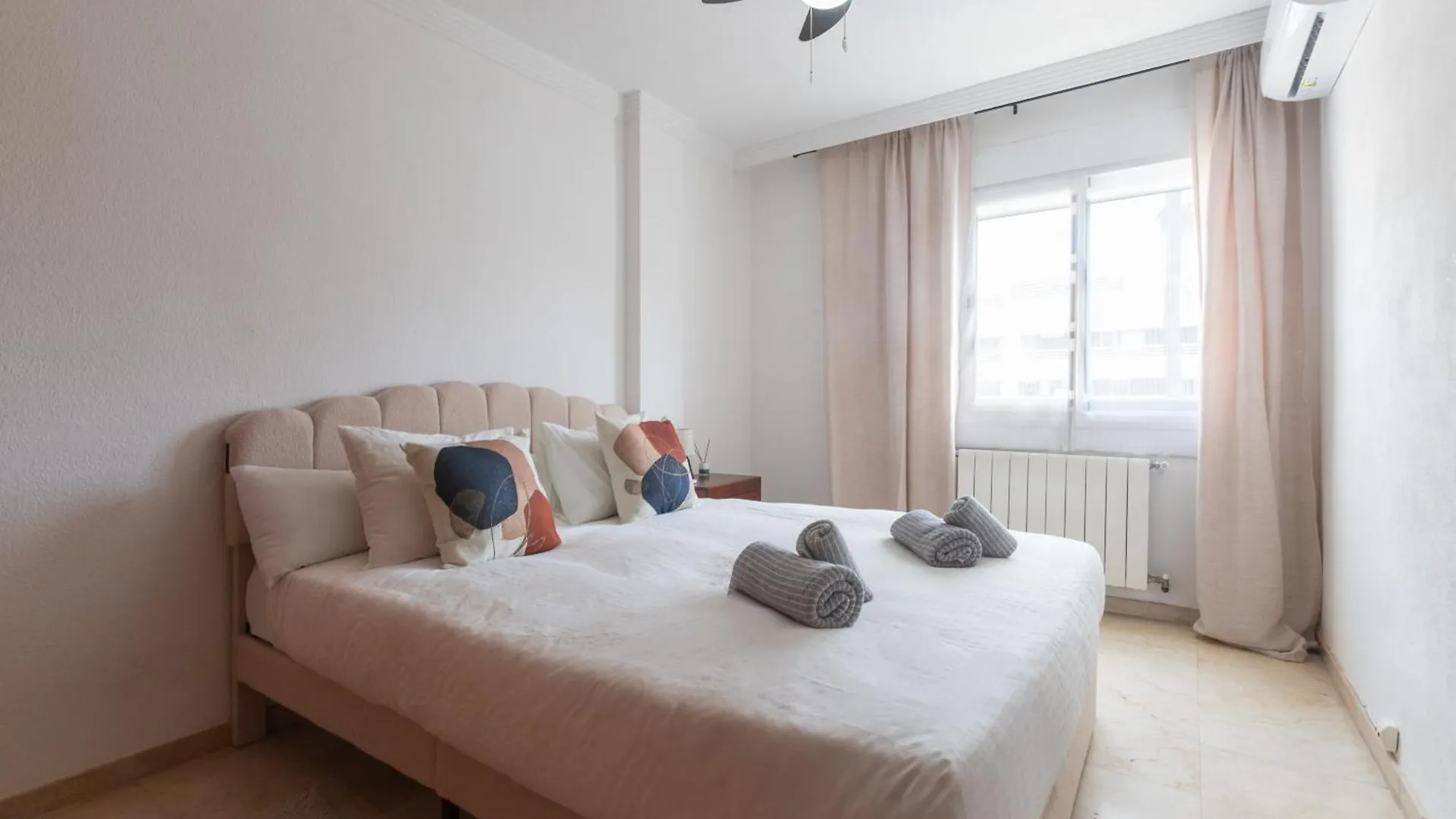 Marbella Centro Con Parking Apartment