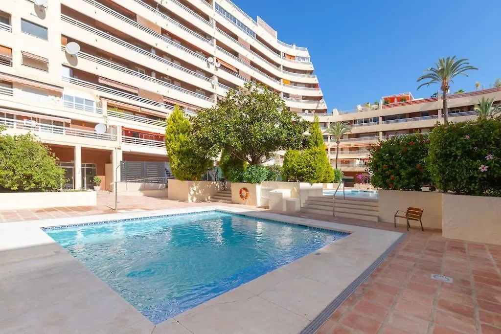 Marbella Centro Con Parking Apartment